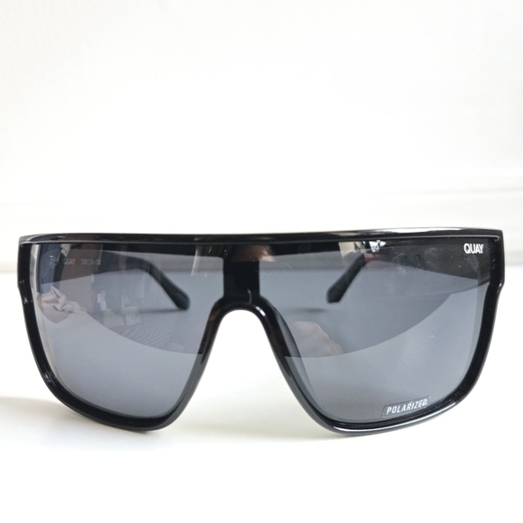 New Quay Australia Nightfall Curve Polarized Black Frame Large Sunglasses Unisex - Picture 10 of 16